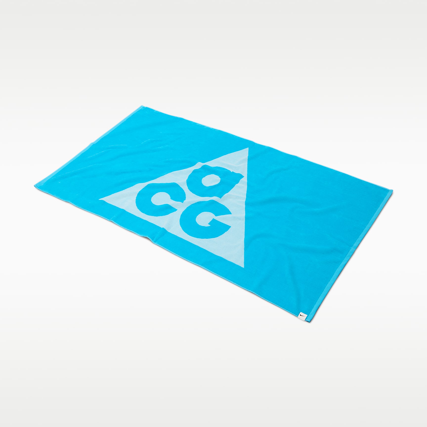 Nike ACG Towel. Nike.com